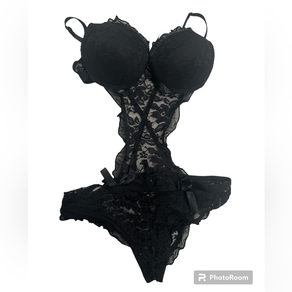 Black lace Lingerie